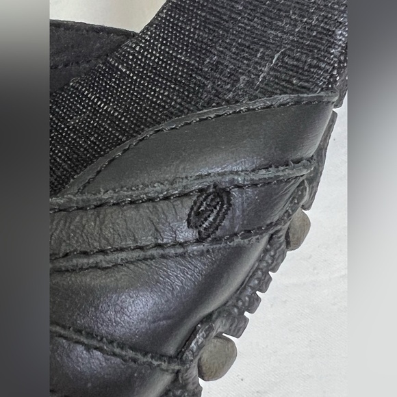 Skechers Black Genuine Leather Outdoor Flat Sandals Gorpcore 8.5 - Picture 9 of 11